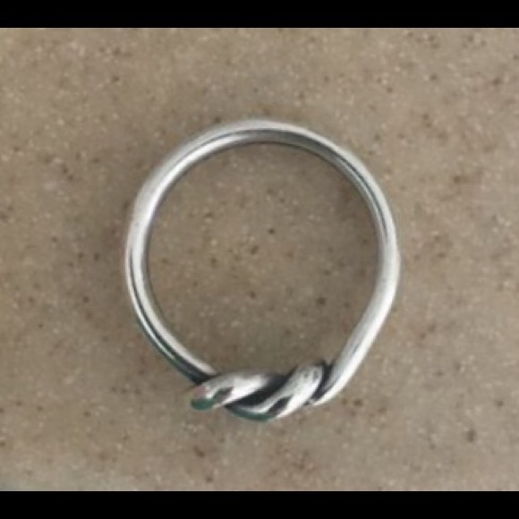 James Avery (Lovers Knot) Ring - Picture 2 of 2